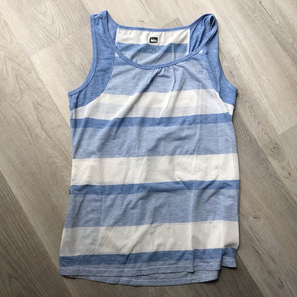 REI tank top in Medium